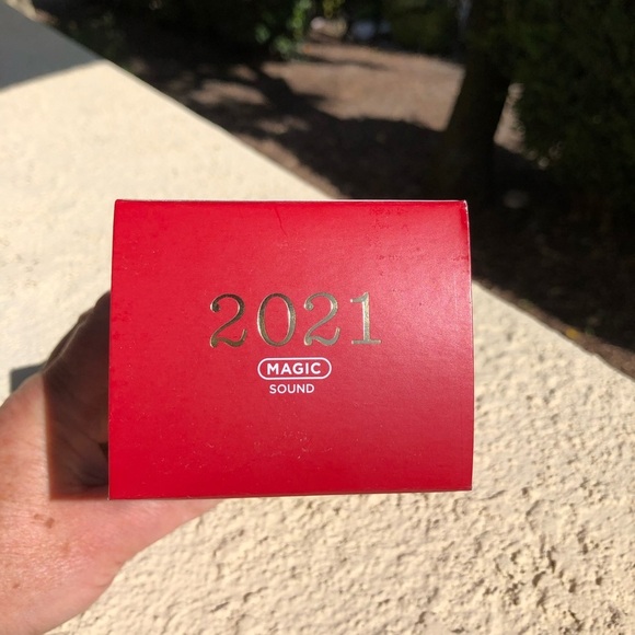 Hallmark Ornament The Best Looking House In Town from Christmas Vacation - Picture 2 of 8